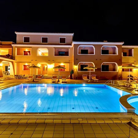 With Swimming-pool In Sos Alinos 아파트호텔 오로세