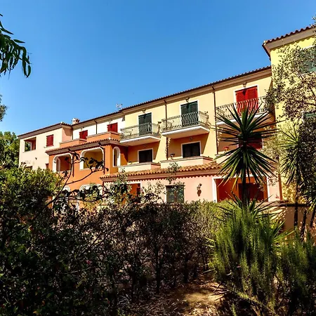 With Swimming-pool In Sos Alinos Orosei