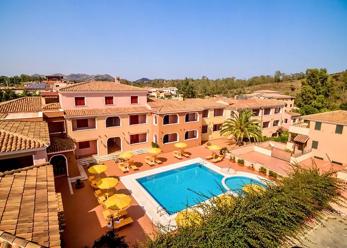 With Swimming-pool In Sos Alinos Apartmanhotel