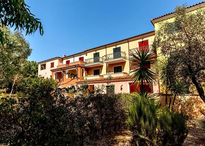With Swimming-pool In Sos Alinos Orosei
